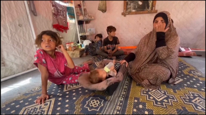 Disperarea unei mame din Gaza care încearcă să-şi ţină copiii în viaţă. „Am adormit-o la loc, promițându-i mâncare dimineață. Bineînțeles că am mințit”