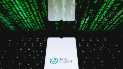 ChatGPT limitează conversațiile cu minorii: OpenAI introduce restricții pentru a preveni riscurile privind siguranța copiilor