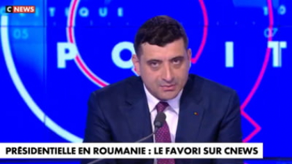 George Simion a creat confuzie și nervi în platoul unei televiziuni franceze. Moderatorii l-au pus la punct după ce l-a acuzat pe Emmanuel Macron de ”tendințe dictatoriale”