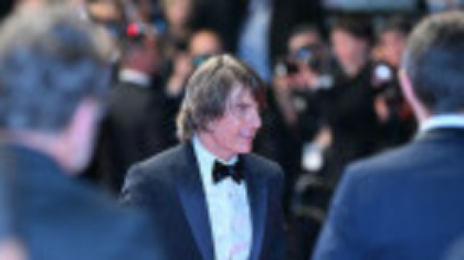 Tom Cruise, starul zilei la Festivalul de Film de la Cannes. Actorul a strălucit pe covorul roșu. GALERIE FOTO