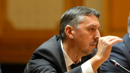 Ministrul Educației, măsuri de criză: burse mai puține, clase mai mari, norme crescute. „Sunt pregătit de sacrificiu”