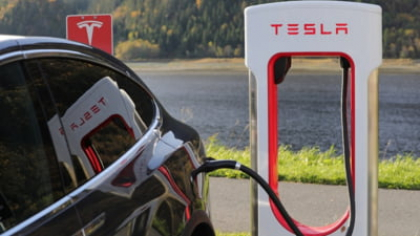 Tesla Model 3 își consolidează statutul de simbol al siguranței auto. Scoruri excelente în toate categoriile Euro NCAP, indiferent de echipare, la un preț atractiv