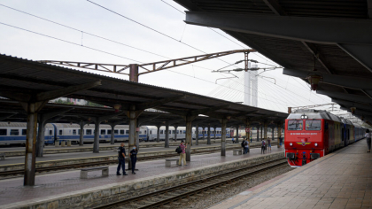 Circulaţia feroviară va fi întreruptă pe calea ferată Bucureşti-Craiova până la sfârşitul lunii