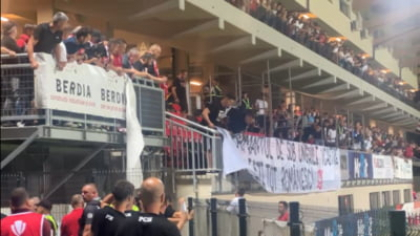 "Și pământul de sub unghii e românesc" Bătaie cu Jandarmeria și bannerul de la care a plecat scandalul la Csíkszereda - Dinamo