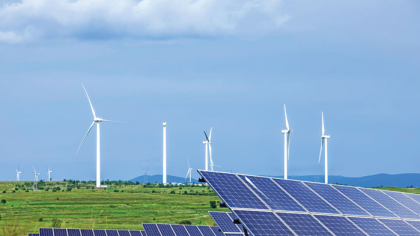 Veşti bune pentru investitorii din cea mai fierbinte piaţă a energiei: este eliminată dubla taxare din stocarea cu energie. Cât este piaţa acum?
