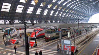 Mamă și fiică din Republica Moldova, eroine în Italia, după ce au prins doi hoți de buzunare într-un tren