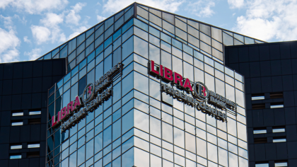 Bursă. Libra Internet Bank anunţă profit net de 164 mil. lei în S1/2025, plus 10% an/an. Portofoliul net de credite a urcat până la 8,3 md. lei, un avans de 16%