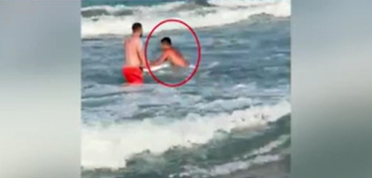 Avertizare pentru turiștii de pe Litoral. Semnalele de avertizare ale salvamarilor nu trebuie ignorate