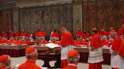 Vaticanul se pregăteşte de conclav. Reţeaua de telefonie va fi deconectată