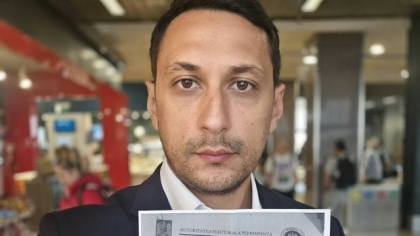 Vlad Gheorghe, colaborator vechi al lui Nicușor Dan, spune că „miroase a anticipate”: „În ceasul al doisprezecelea, își împart banii și puterea”