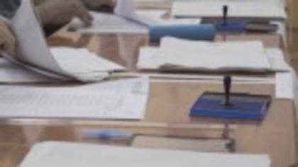 Socialiștii europeni, convinși că PSD va vota pro-Europa. Celălalt candidat evocă ”cele mai întunecate capitole ale istoriei”