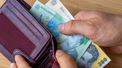 Românii vor plăti după 1 august, 25% din CASS datorată, pentru asigurarea opţională la sănătate. Suma e echivalentul unei chirii dintr-un oraș mai mic