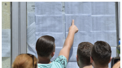 Rezultate finale Evaluare Națională 2025. Zi cu emoții pentru elevi, s-au afișat notele finale. Cum se calculează media de admitere la liceu