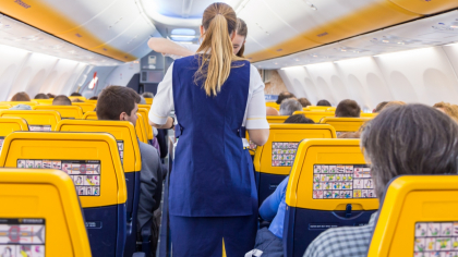 Compania aeriană care le cere angajaților să returneze măririle de salarii primite în anul 2024