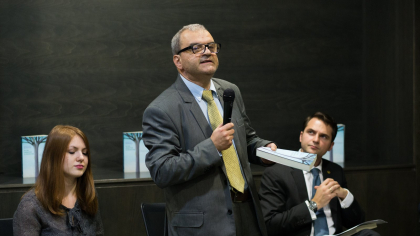 Ilie Bolojan a semnat decretul. Fostul consilier al lui Dacian Cioloş, Victor Giosan, revine în Guvern