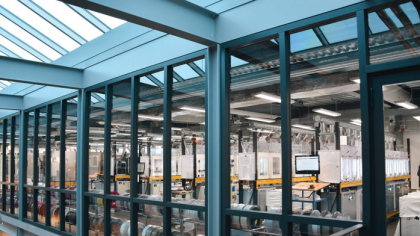 Signify, producătorul sistemelor de iluminat Philips: Imprimarea 3D schimbă complet lanţul logistic. Nu mai ai nevoie de stocuri, nu mai ai nevoie de depozite, produci lângă client. În 3 ani vrem să dublăm capacitatea globală de imprimare 3D