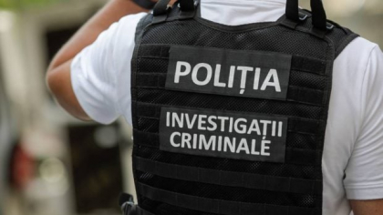 Tânăr găsit mort de către iubita sa, după ce s-a spânzurat într-o pădure de lângă Timișoara. Avea depresie din cauza datoriilor