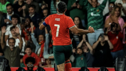 Hagi a ținut piept Legendelor Portugaliei. „Regele”, în echipa Legendelor Lumii