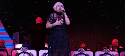 „Bonnie Tyler de România” a revenit în România: „N-am vrut să plec și să trăiesc în Ungaria”