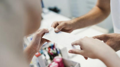 Apel al farmaciștilor: vaccinarea antigripală și analizele simple să fie decontate de stat