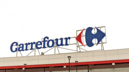 Retailul alimentar ar putea da o nouă tranzacţie majoră pe piaţa din România: Carrefour tatonează exitul din regiune, inclusiv din România. Oficialii companiei: Grupul a iniţiat o analiză aprofundată a portofoliului său de activităţi