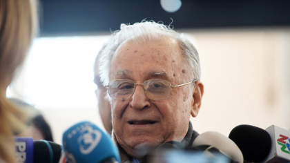Starea de sănătate a lui Ion Iliescu s-a agravat. Medicii spune că are dificultăți respiratorii