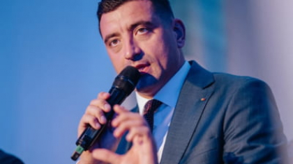 Congres AUR cu un singur candidat. „Deși nu are concurent intern, George Simion are un etern competitor extern, pe Călin Georgescu”