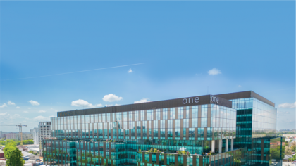 Bursă. One United Properties raportează afaceri de 352 mil. lei în T1/2025 şi un profit net de 96 mil. lei