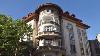 Cum arată un apartament de lux într-o vilă neoromânească de acum 100 de ani, scos la vânzare pe Storia cu 550.000 de euro