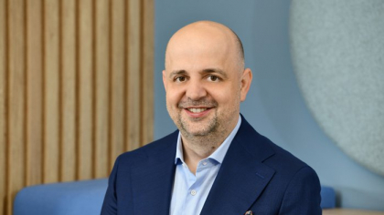 Sondaj Allianz-Ţiriac: Peste două treimi dintre românii plecaţi în străinătate nu au niciun fel de asigurare pentru bunurile lăsate în România, dar 70% dintre ei îşi fac asigurări în ţările în care s-au mutat