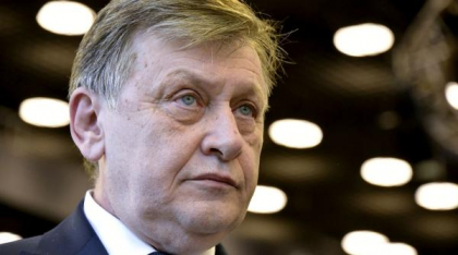 Crin Antonescu, despre finala prezidențială Dan-Simion: „O situaţie foarte proastă, în faţa unui rău cunoscut și a unui rău necunoscut”