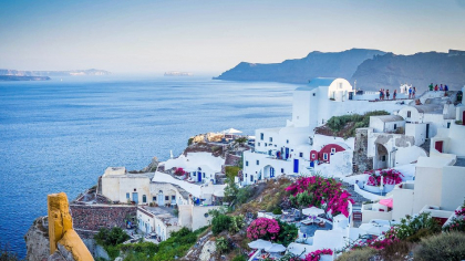 Vacanțele în Grecia vor costa mai mult în 2025: Ce taxe noi te așteaptă și cum îți afectează bugetul