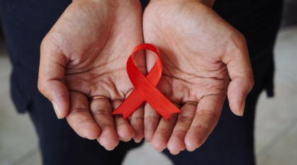 SUA anunță un tratament revoluționar anti-HIV. Costul său însă e uriaș: „Reduceţi preţul și daţi omenirii o şansă de stopa maladia”