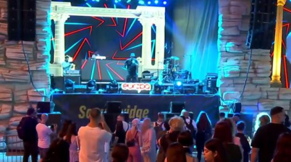 Festivalul IntenCity a început în forță. Startul a fost dat de trupa rock Iris și de Cabron: „Petrecem până dimineață”