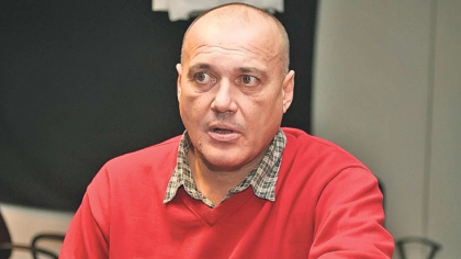 Marcel Pușcaș și-a pus cenunșă-n cap, după ce a prezentat o diplomă falsă atribuită lui Nicușor Dan. Cu cine va vota în turul doi