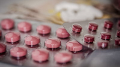 Românii ar putea plăti sute de lei în plus pentru medicamente. Producătorii susțin că impactul noilor măsuri ale guvernului va fi major