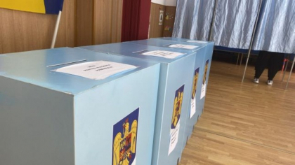 Program școlar modificat pentru elevii din 14 școli din București, după alegerile prezidențiale