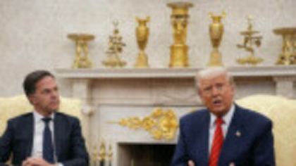 Secretarul general al NATO va merge luni la Washington pentru discuţii cu Donald Trump