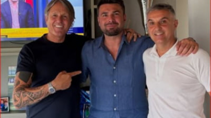 Mutu a bătut palma cu Fiorentina. Anunț oficial din partea românului