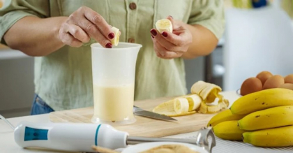 Ce se întâmplă dacă bei un smoothie de banane în fiecare zi la micul dejun și care sunt beneficiile sale?