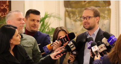 Dominic Fritz preia conducerea USR și amână decizii radicale. „În următoarele două săptămâni nu vom lua nicio hotărâre importantă”