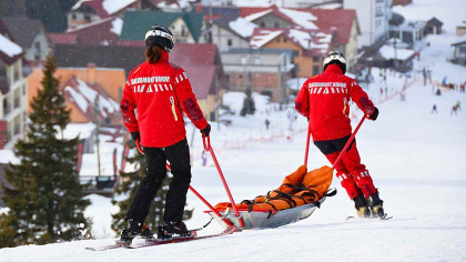 Salvamontiştii, nemulţumiţi de plafonarea sporului de condiţii periculoase la 300 de lei: „Riscurile sunt enorme”