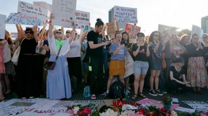 Una din două femei din România este victima violenței în cuplu: „E o problemă care cere intervenţia fermă a autorităţilor”