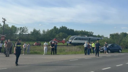 Tragedie în Timiș! Două persoane au murit după ce au fost lovite cu mașina de tren