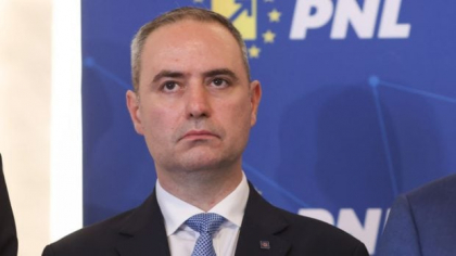Cine este Alexandru Nazare, propunerea de ministru de Finanțe. Liberalul din spatele Centrului Cyber al UE a mai fost ministru