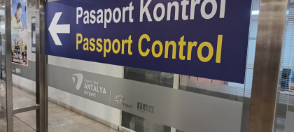 Zbor spre Antalya, întors la sol