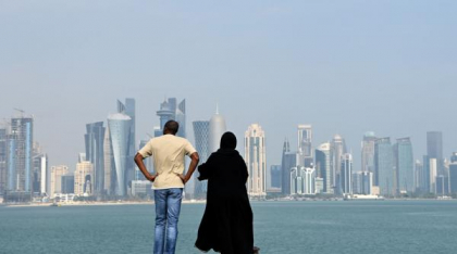 România se promovează turistic în Qatar cu clipuri realizate de Charlie Ottley