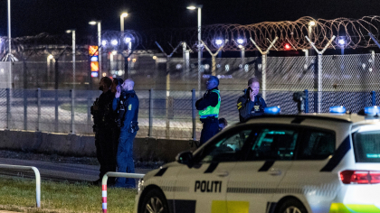 Aeroportul din Copenhaga a fost închis luni după survolul mai multor drone