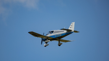Avion fără pilot testat la 120 de metri altitudine. Poate fi controlat de la sol