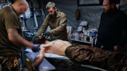 „Mi-au scos schija din inimă”. Magneții schimbă fața medicinei de primă linie din Ucraina
